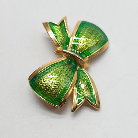 Vintage Green Enamel Bow Brooch Pin Gold-Tone Textured Back - Picture 2 of 4